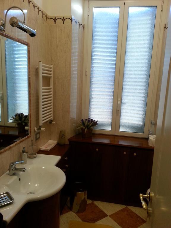 Bed and Breakfast Le Stanze Del Papa Roma Exterior foto